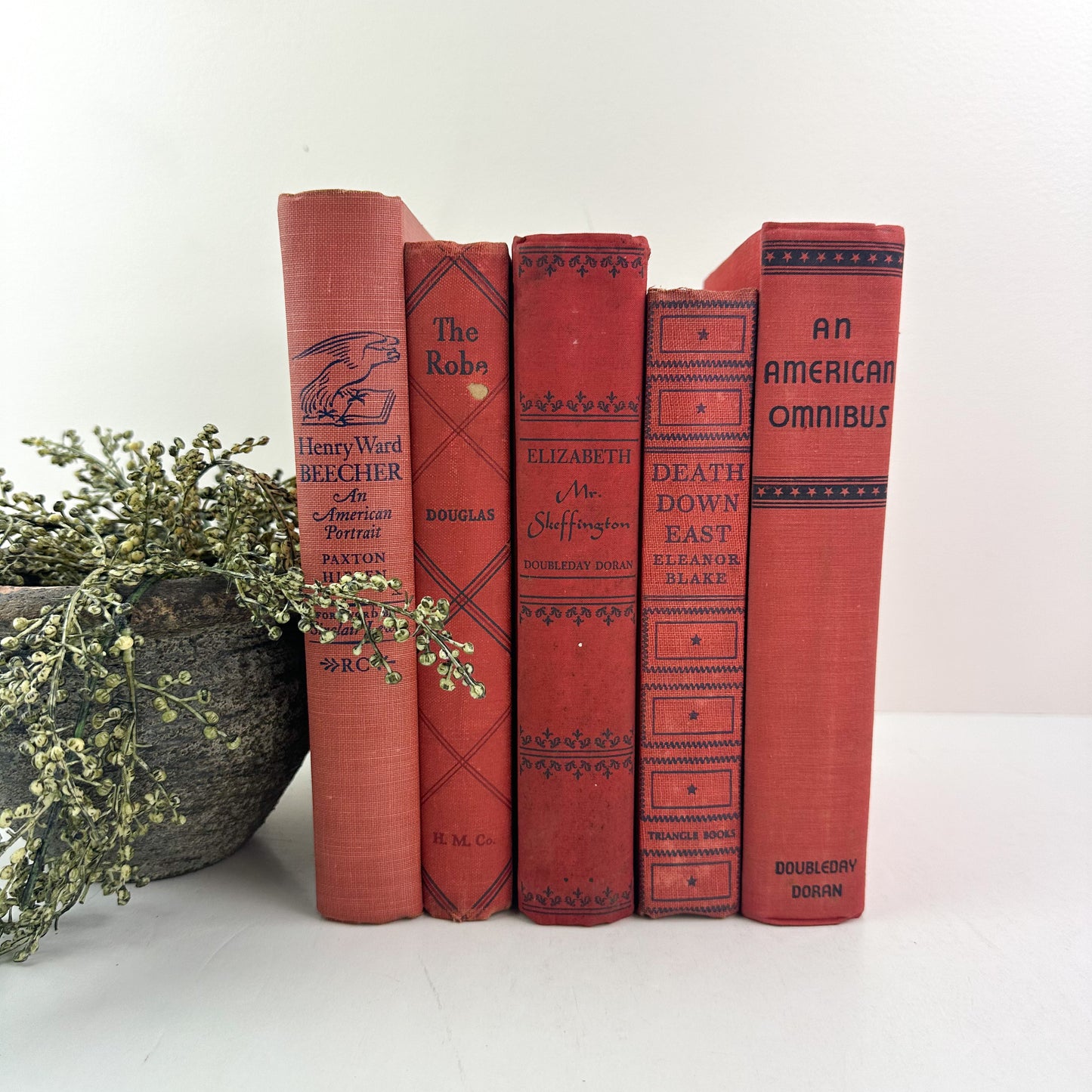 Bookshelf Decor