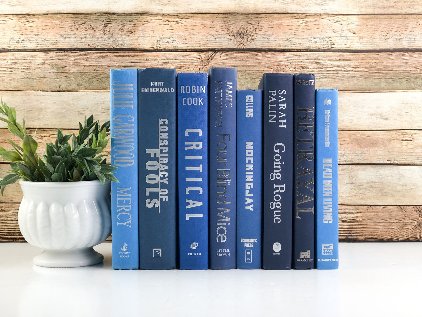 Bookshelf Decor