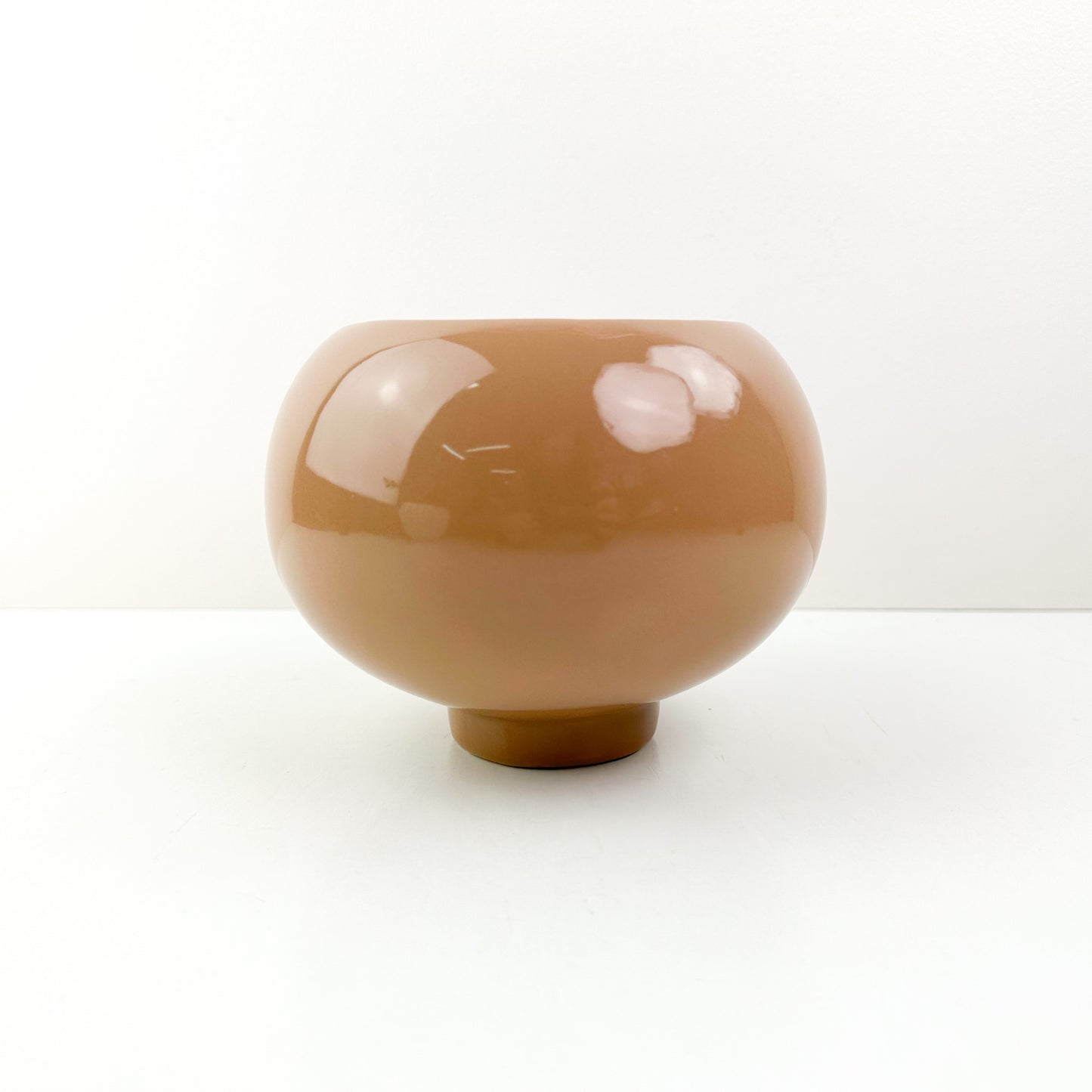 Nude Vase