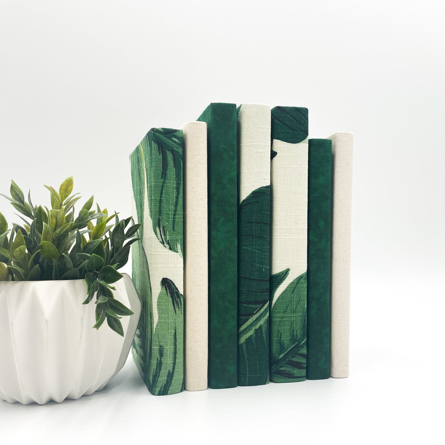 Green Botanical Home Accents