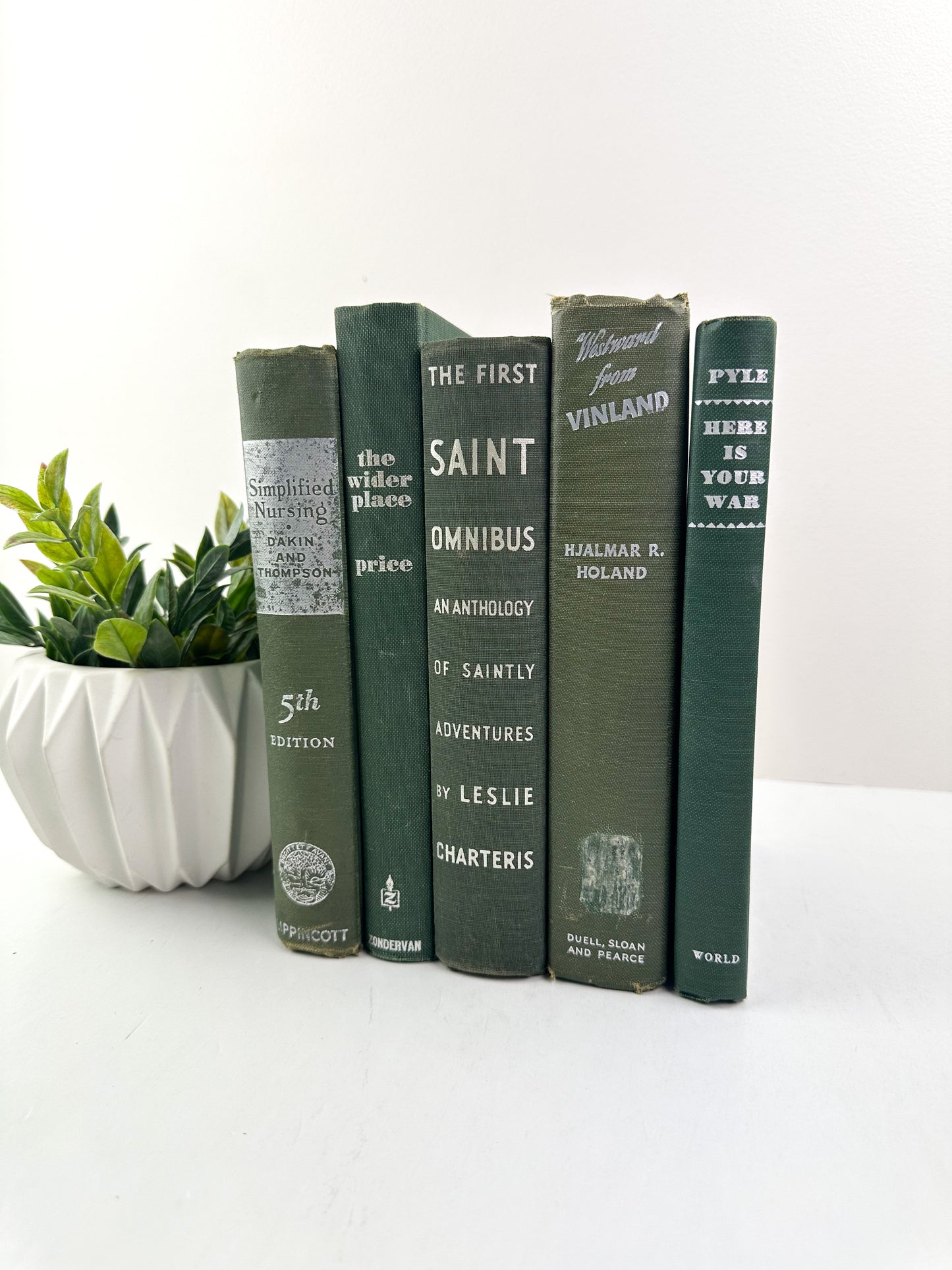 Green Book Set for Shelf Decor