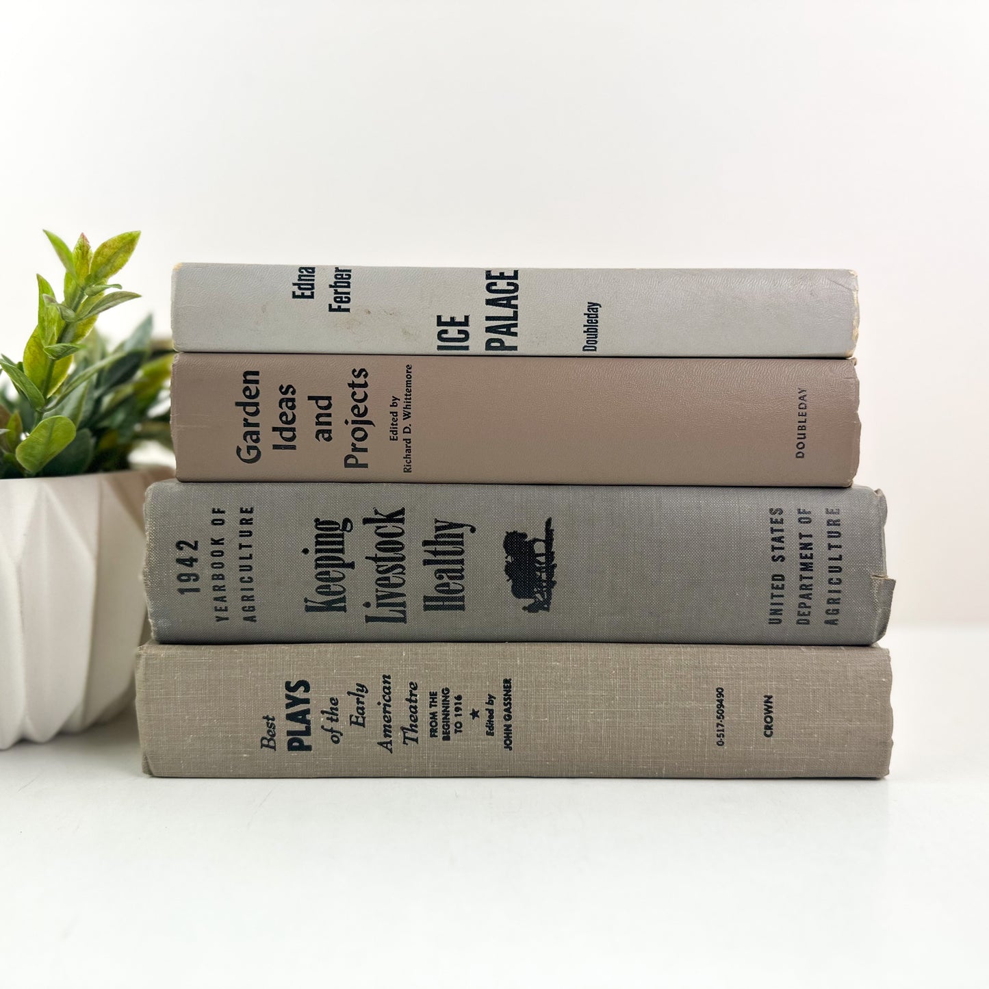 Classic Gray and Black Book Set