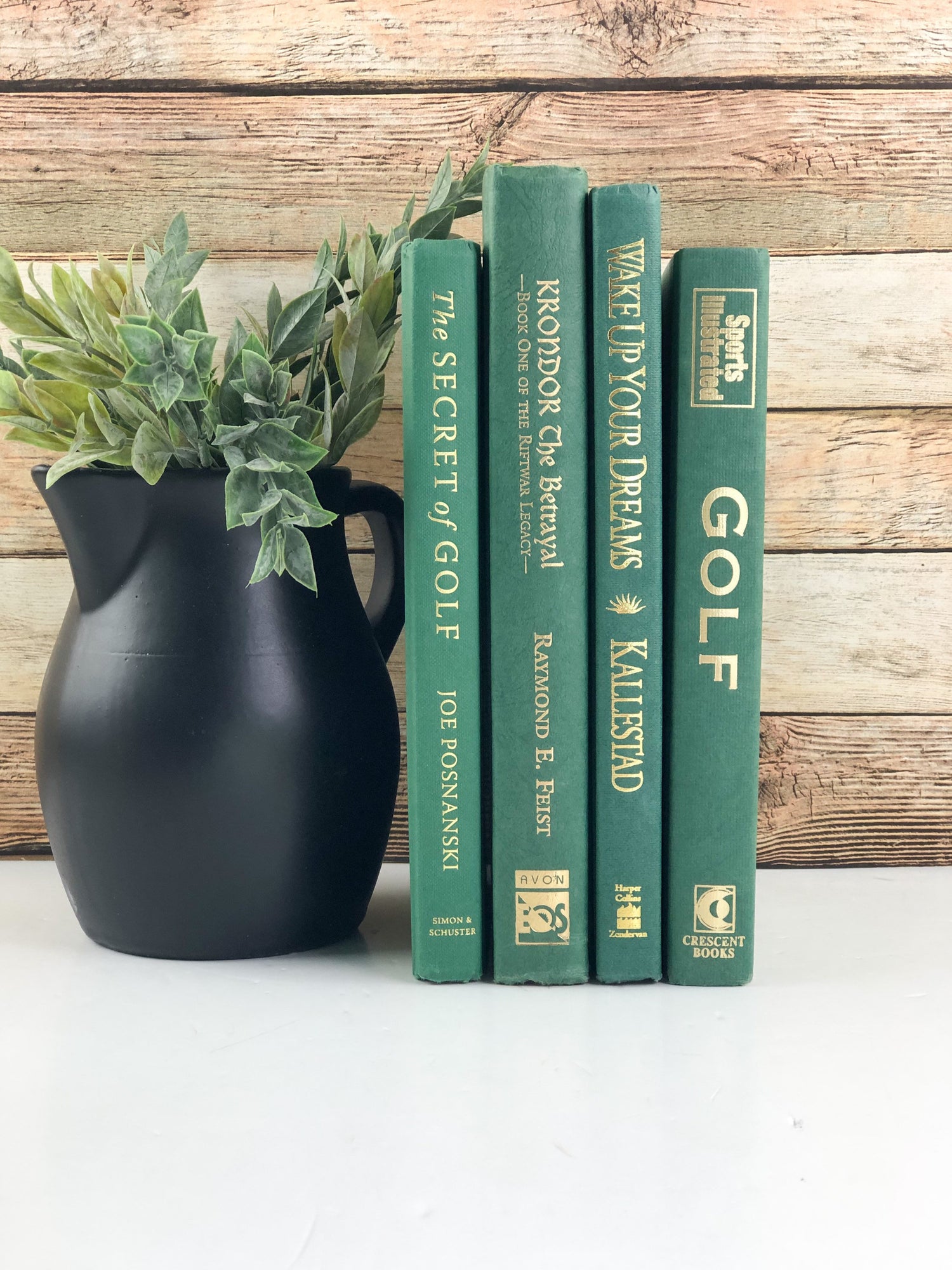 Green Books for Decoration