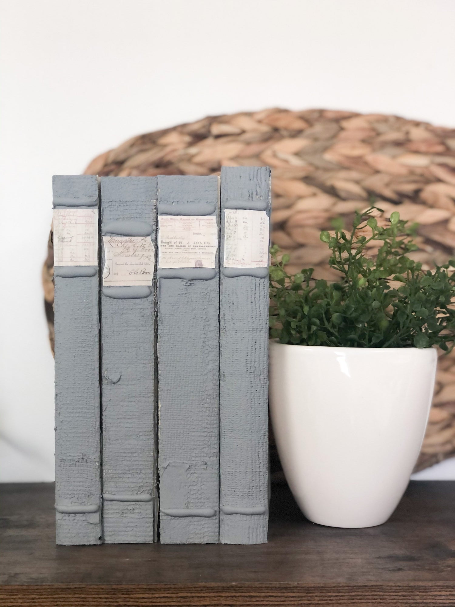 Gray Shelf Decor / Vintage Gray Book Set