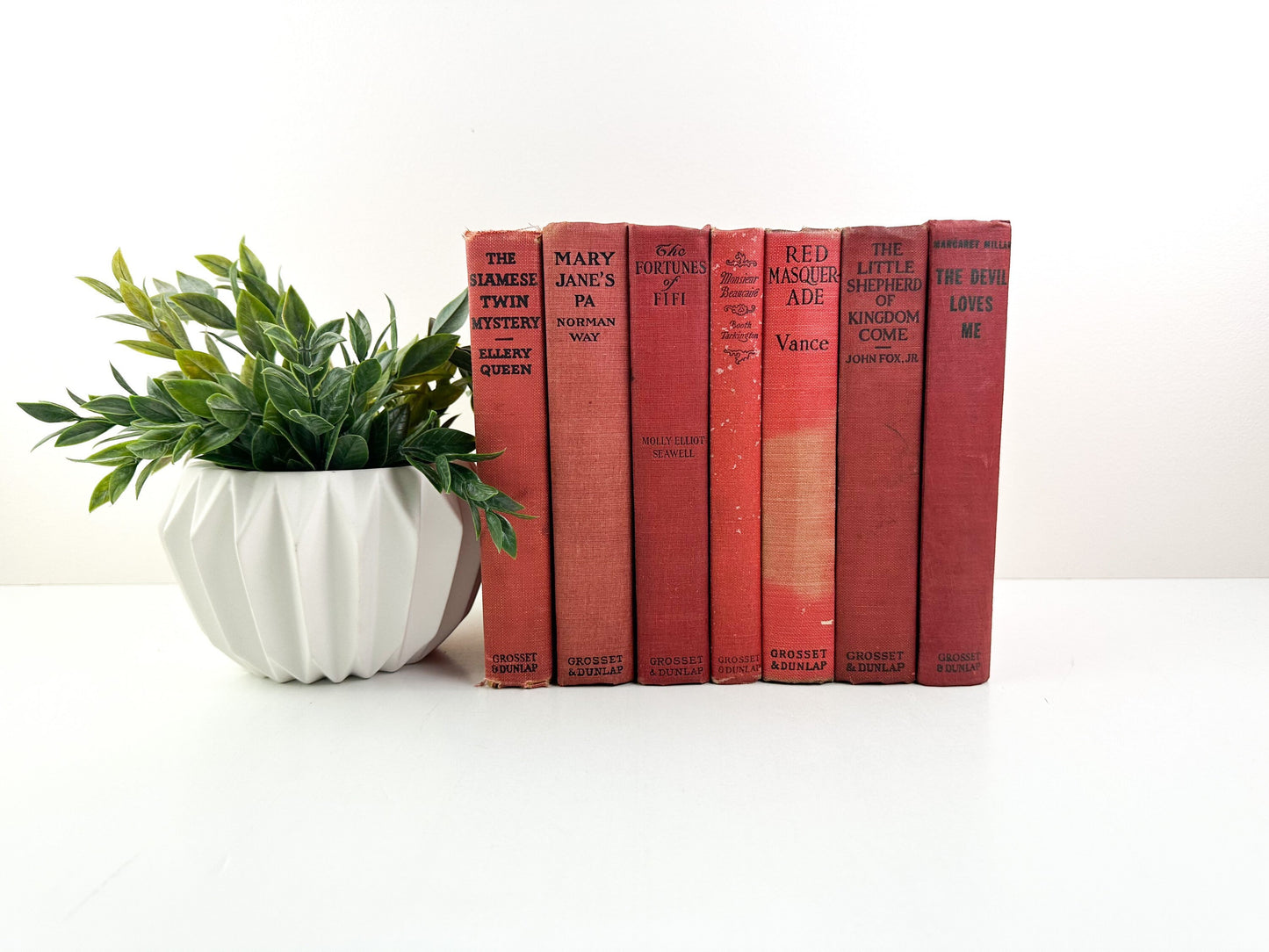Red Books by Color, Vintage Home Decor, Old Books for Decorating