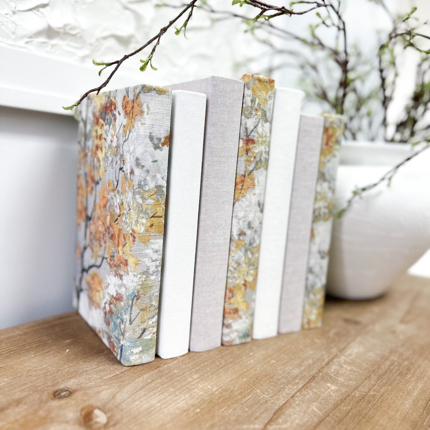 Motif Decorative Book Set