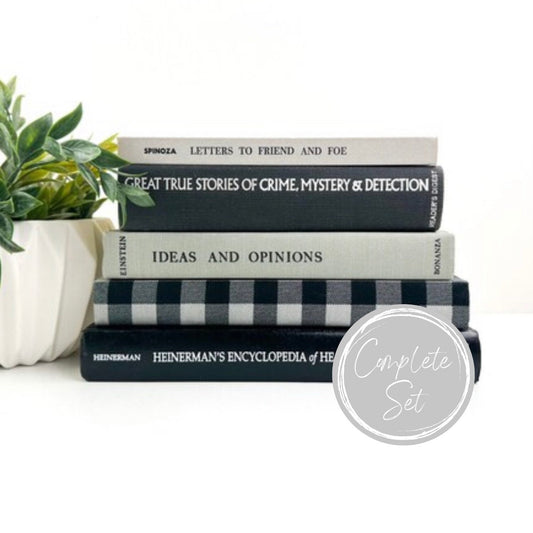 Mantel Decor, Classic Home Decor, Shelf Design, Black and Gray Decor, Classic Interior Design