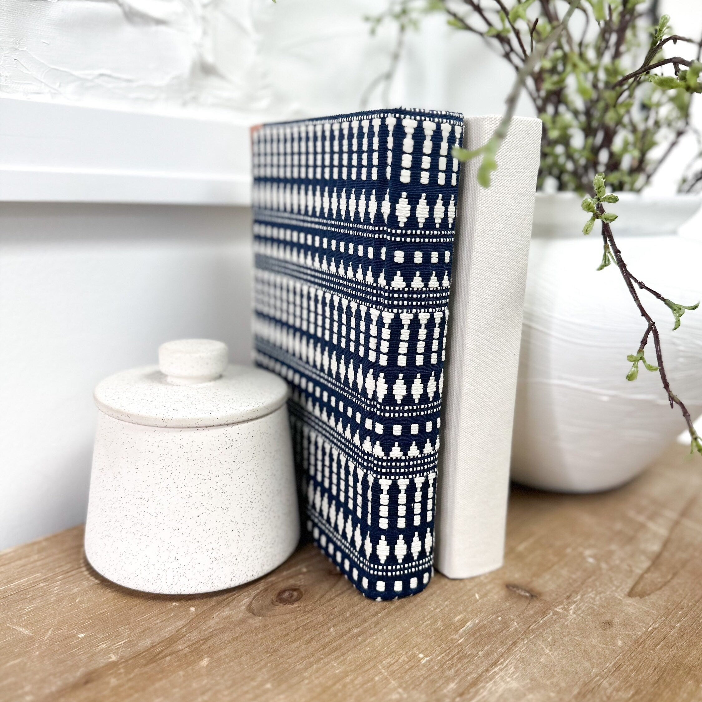 Navy Blue Home Decor – Elements
