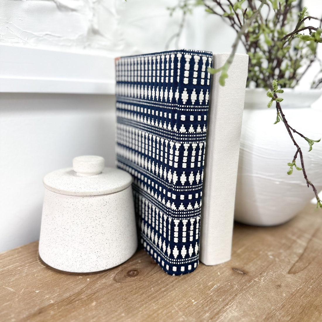 Navy Blue Home Decor – Elements