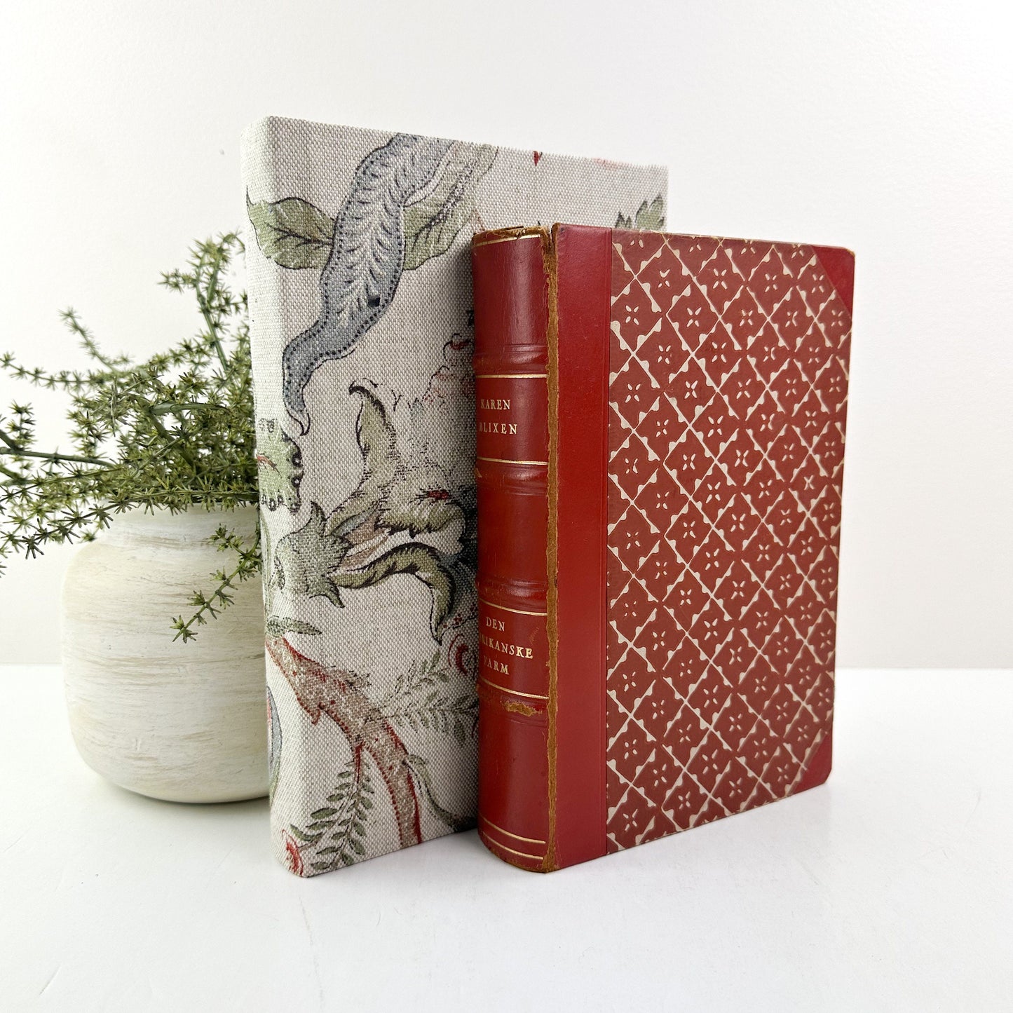 Red Book Set, Decorative Books for Shelf Decor, Modern Decor, Living Room Decor Ideas