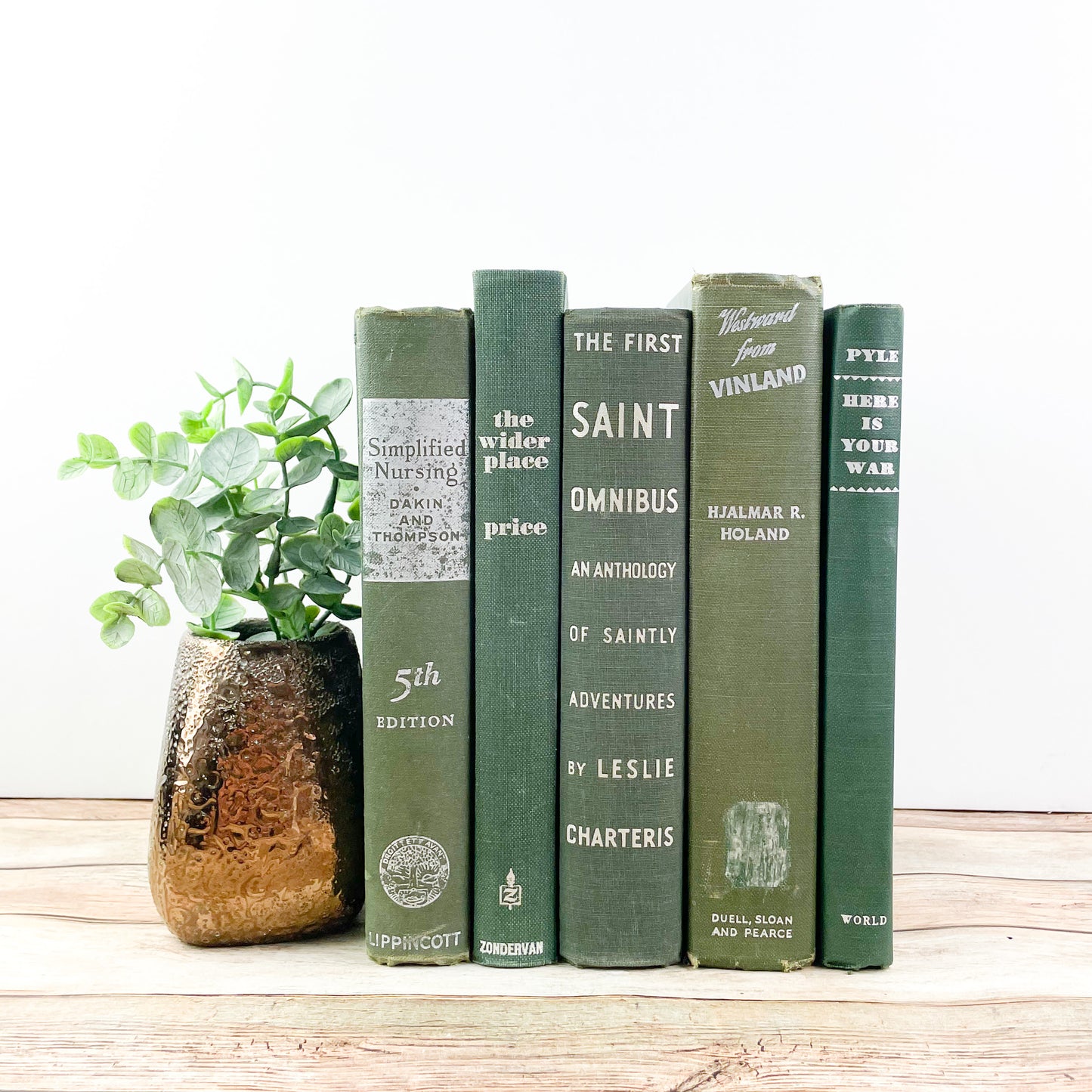 Green Book Set for Shelf Decor